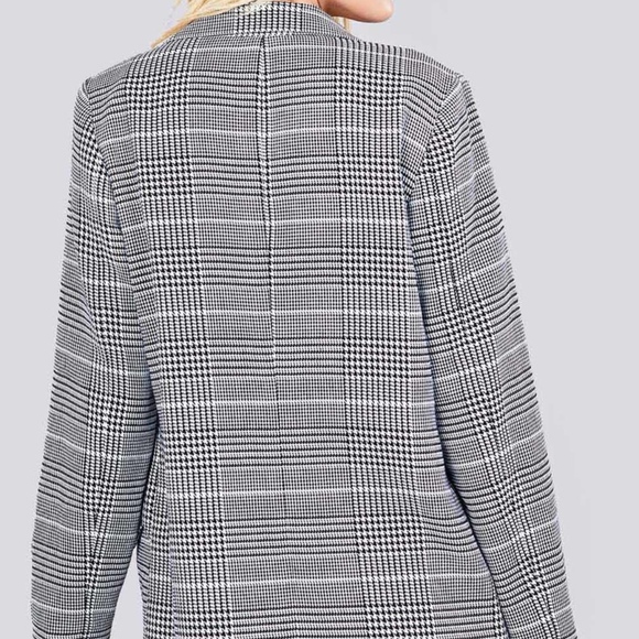 💥RESTOCKING SOON!💥 Plaid Blazer - Picture 5 of 6